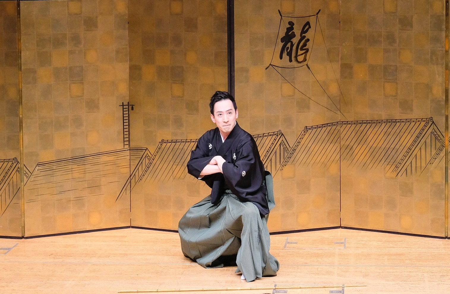 「踊り初め」出演 藤間恵麿さん応援＊金額は１口分