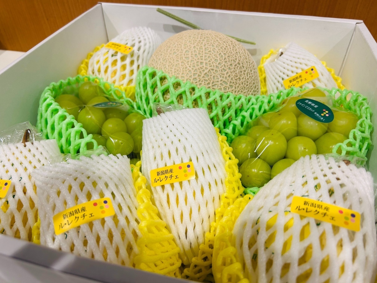 【東京：『前橋ウィッチーズ』ライブ STRAIGHT! REACH!! CHEER!!! 】特製フラスタ＆ケータリング＊金額は1口分